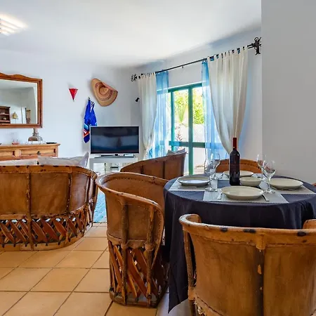 Apartment Sunny 2bdr House W/ Private Pool By Lovelystay Albufeira