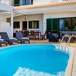 Sunny 2bdr House W/ Private Pool By Lovelystay Daire *