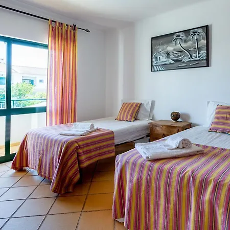 Daire Sunny 2bdr House W/ Private Pool By Lovelystay Albufeira