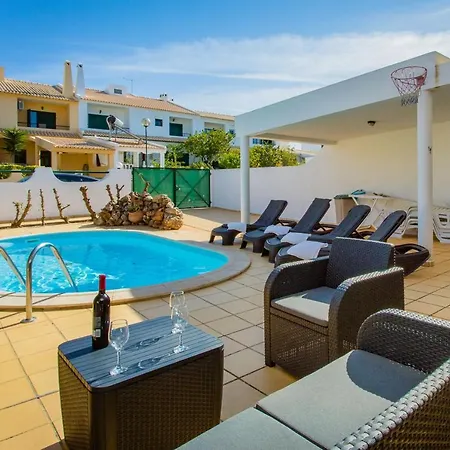 Apartamento Sunny 2bdr House W/ Private Pool By Lovelystay Albufeira