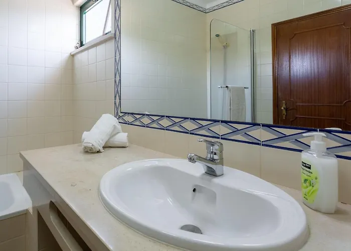 Sunny 2bdr House W/ Private Pool By Lovelystay * Albufeira